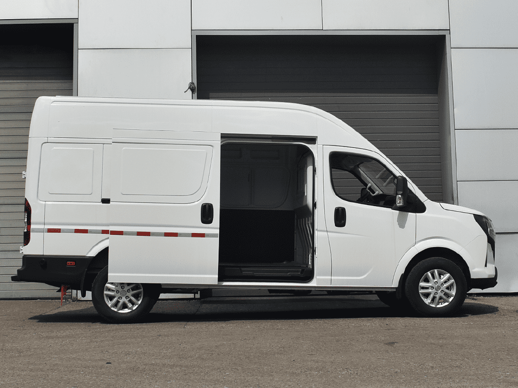 DongFeng K33-561